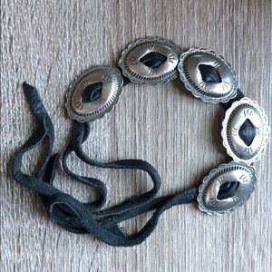 Vanessa Mooney Choker